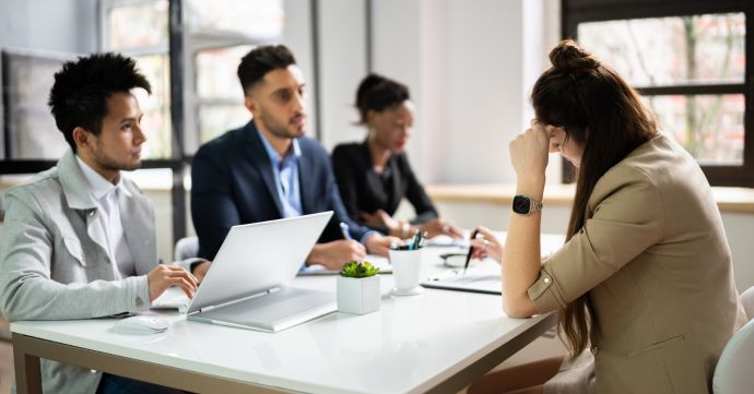 How a Disciplinary Hearing Lawyer Can Defend Your Career in Australia
